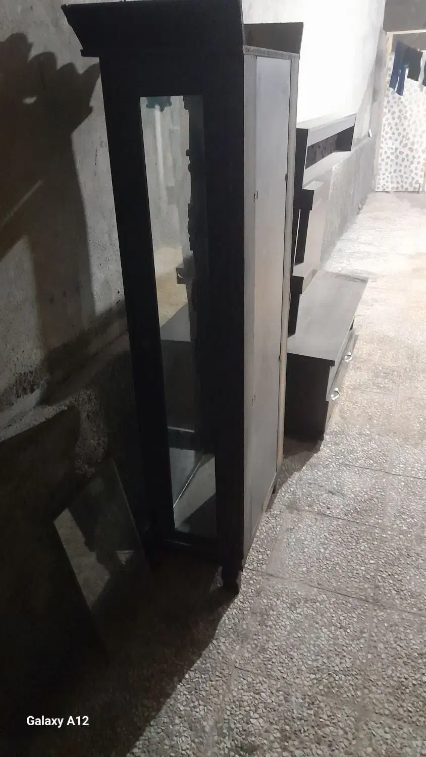 وسایل خانه رایگان|میز تلویزیون|ایلام, |دیوار