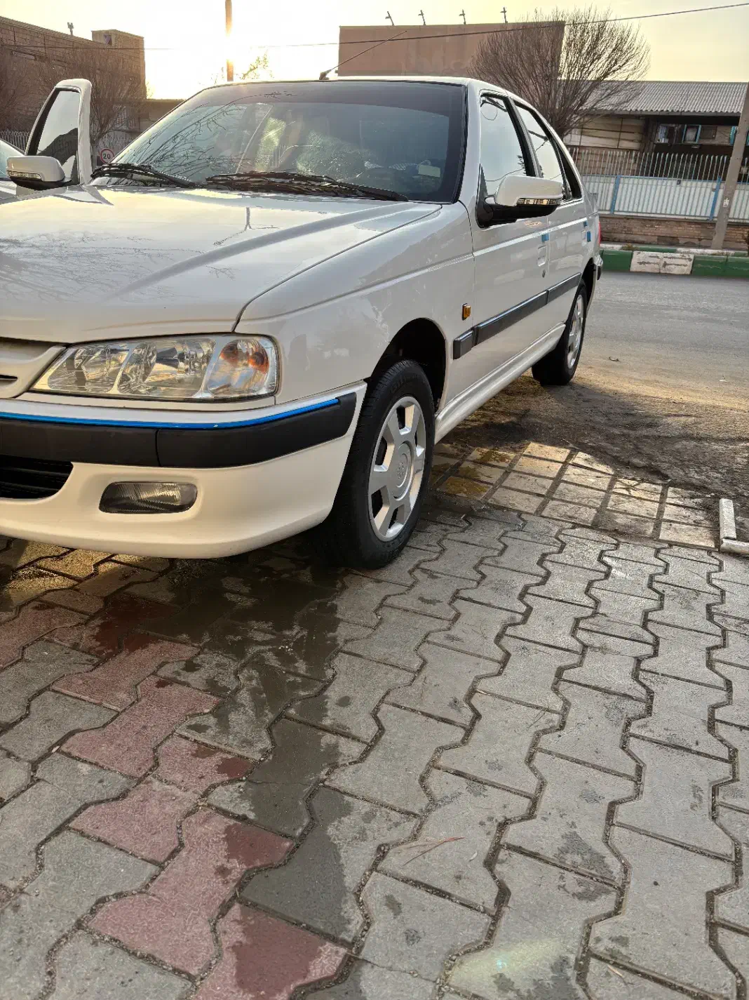 پارس مدل ۹۵ بسیار تمیز|خودرو سواری و وانت|سبزوار, هویزه|دیوار