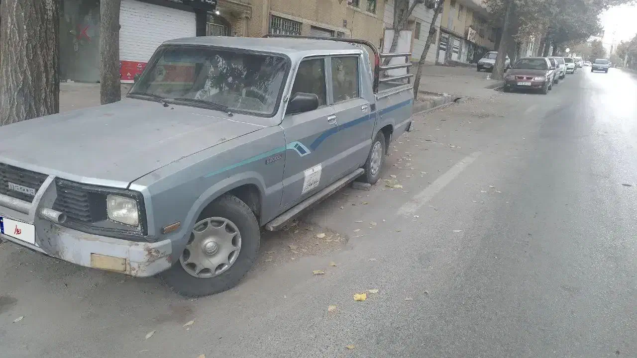 وانت مزدا|خودرو سواری و وانت|همدان, |دیوار