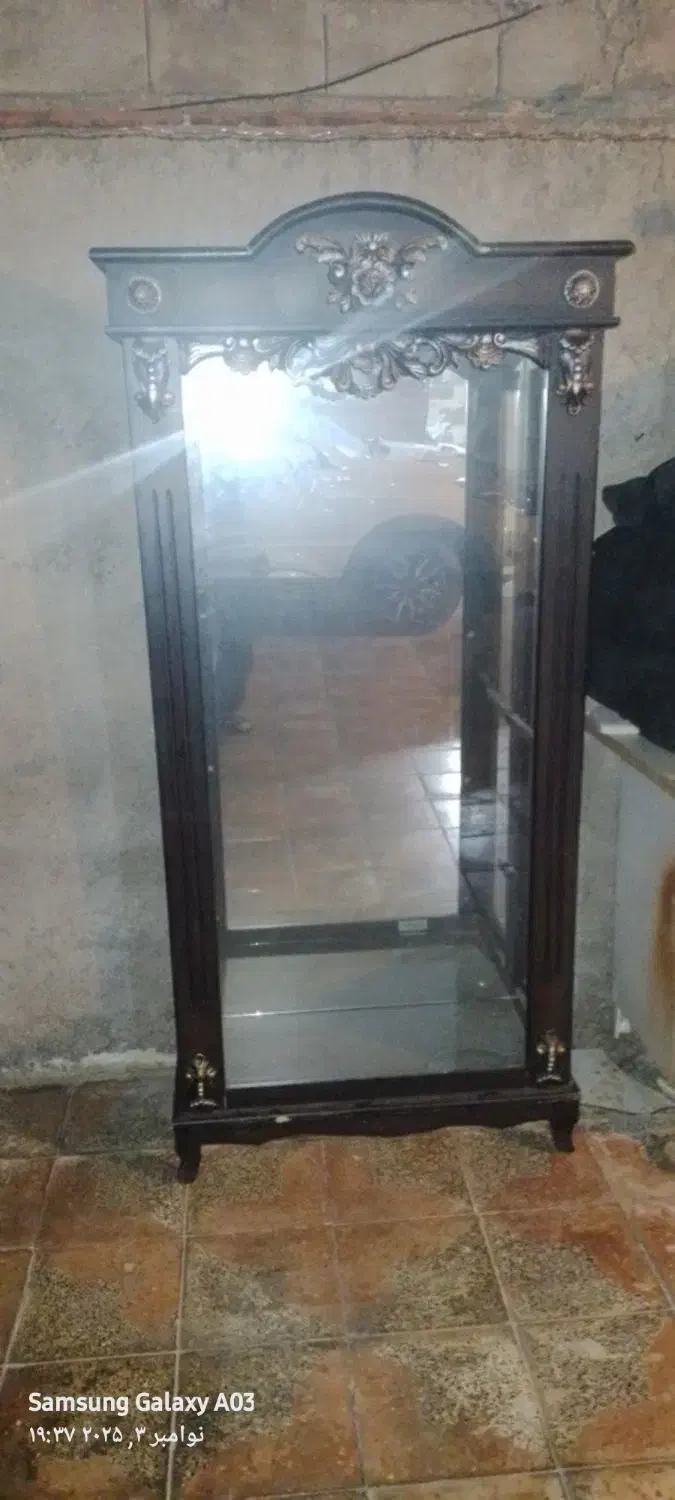 بوفه دو در|بوفه، ویترین، کنسول|دوگنبدان, |دیوار