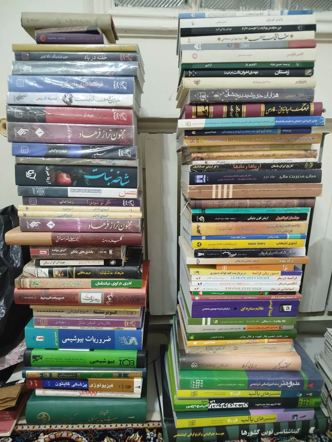 تعداد زیادی کتاب رمان،تاریخی،قدیمی|کتاب و مجله ادبی|تهران, تهرانپارس شرقی|دیوار