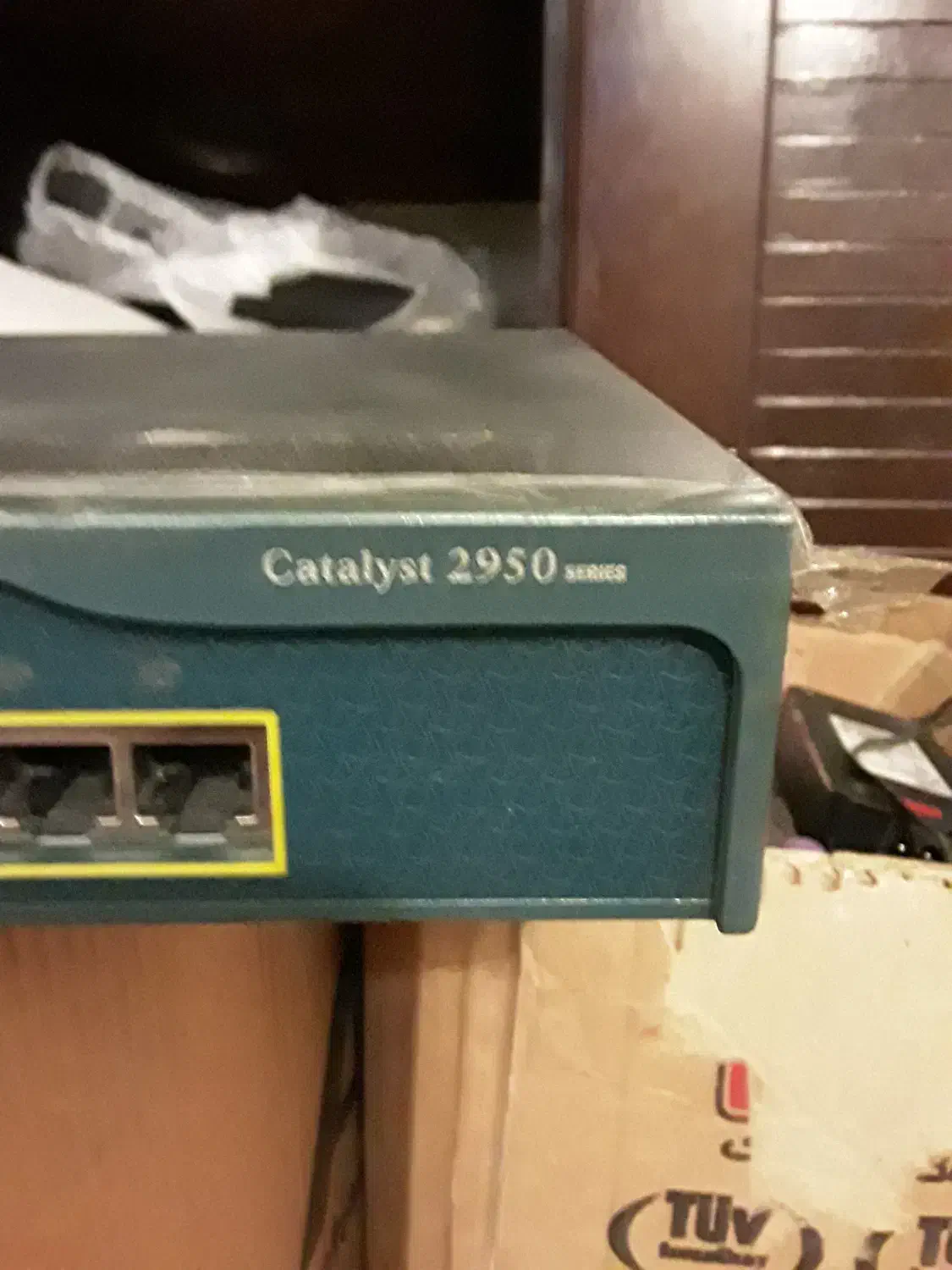 سوییچ سیسکو 24پورت|مودم و تجهیزات شبکه|قزوین, |دیوار