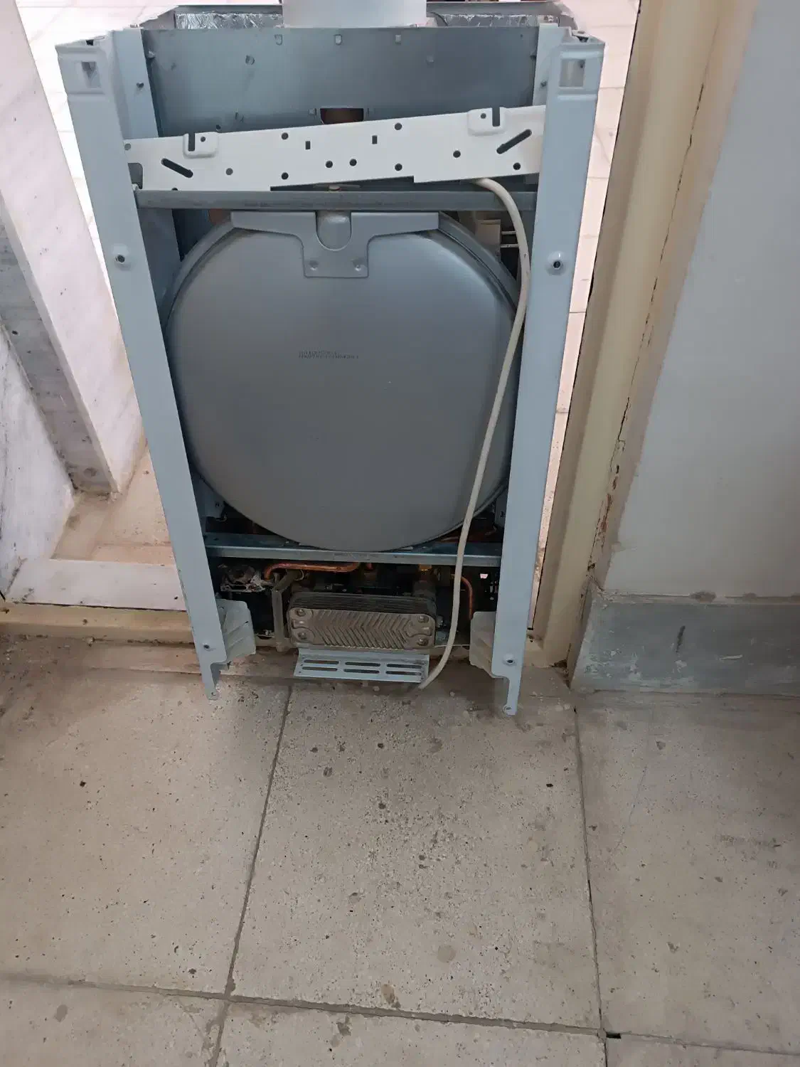 پکیج دیواری|آبگرمکن، پکیج، شوفاژ|بجنورد, |دیوار