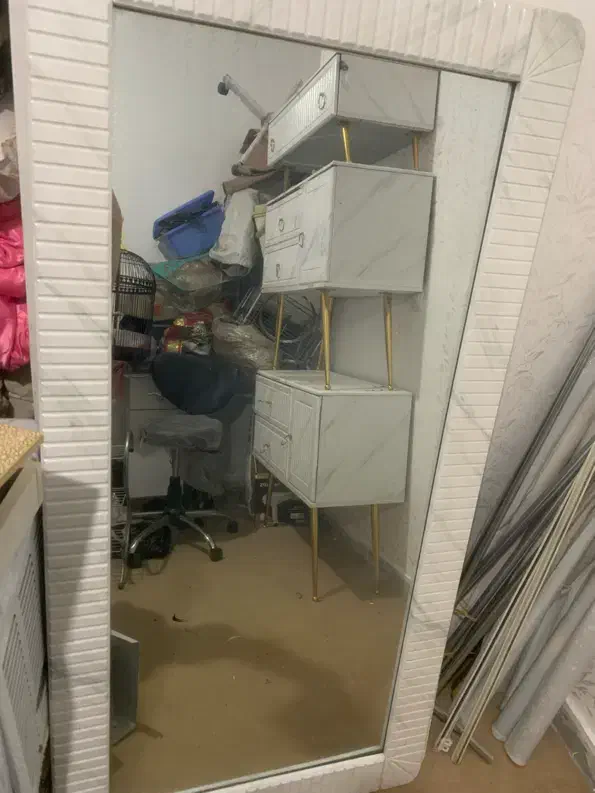 اینه و میز|آینه|اردبیل, |دیوار