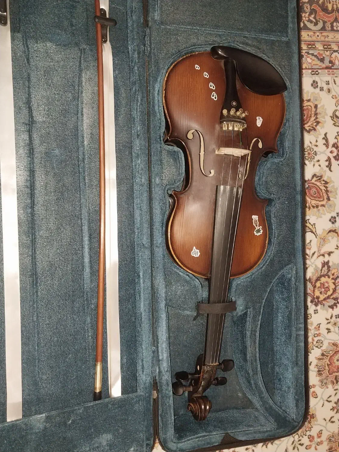 ویلون آرتی ۲۵۰ در حد نو|ویولن|اهواز, زیتون کارمندی|دیوار