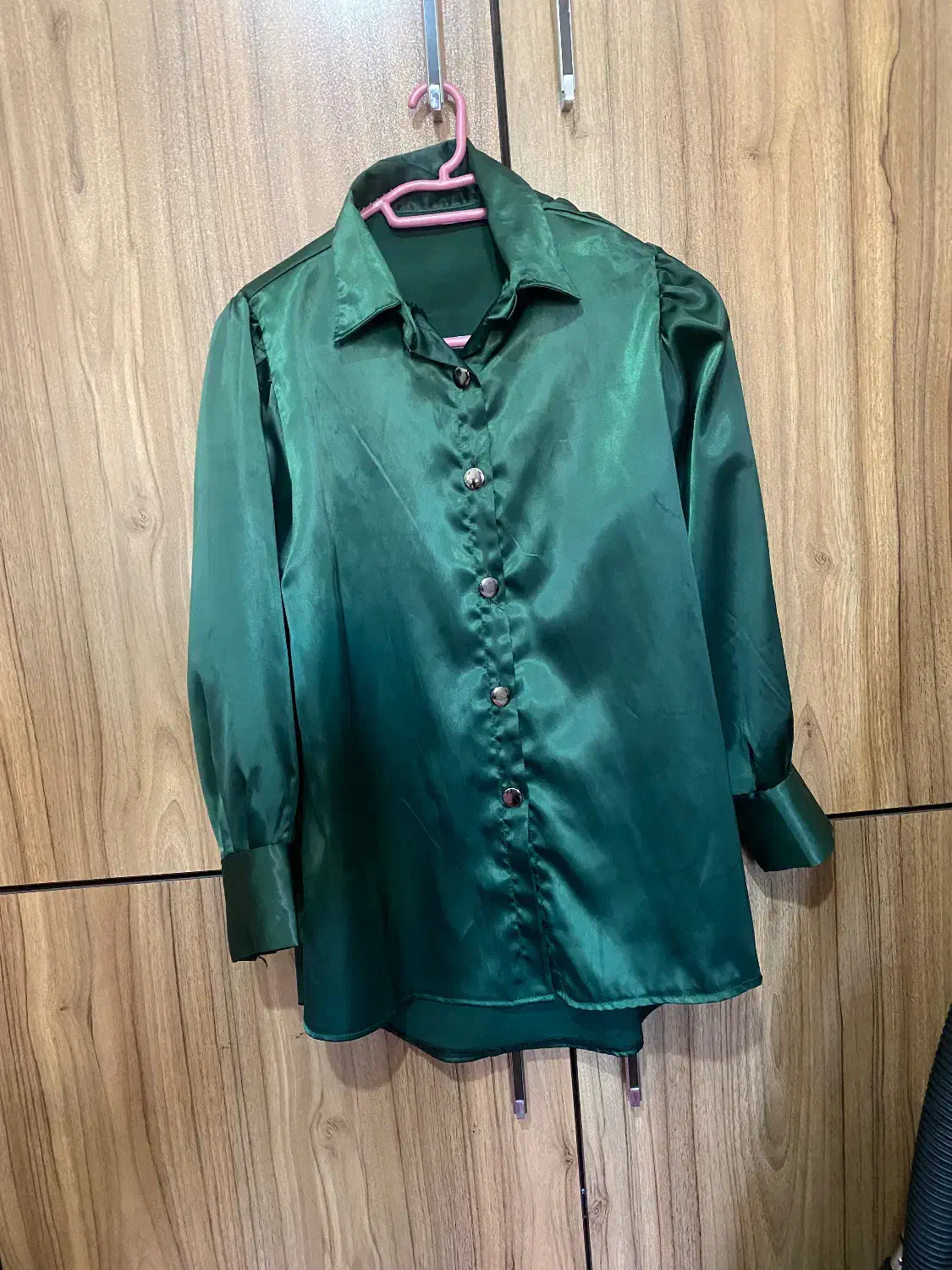 شومیز|لباس|دماوند, مسکن مهر گیلاوند|دیوار