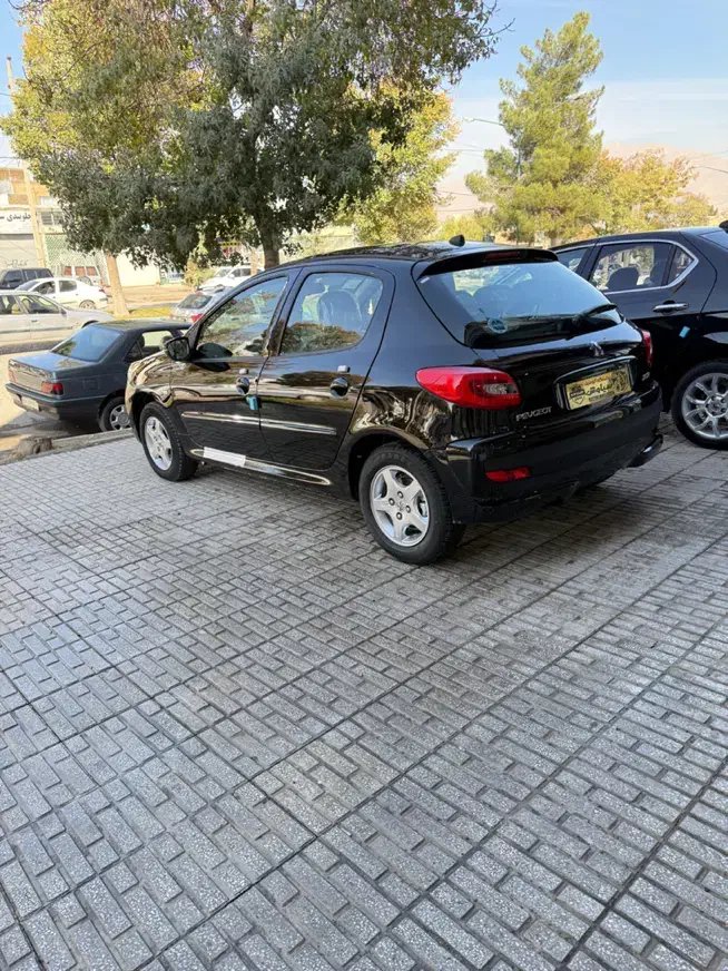 پژو ۲۰۷ پانا اتومات خشک مشکی|خودرو سواری و وانت|کرمانشاه, |دیوار