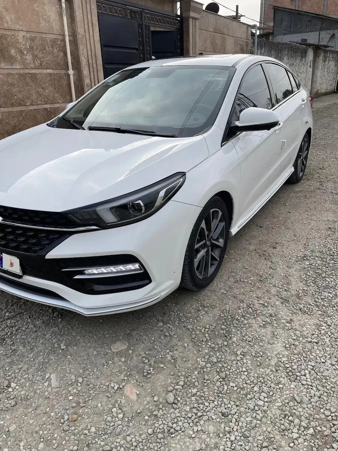 اریزو 6 اکسلنت بدون رنگ مشابه صفر کم کار|خودرو سواری و وانت|قائمشهر, |دیوار