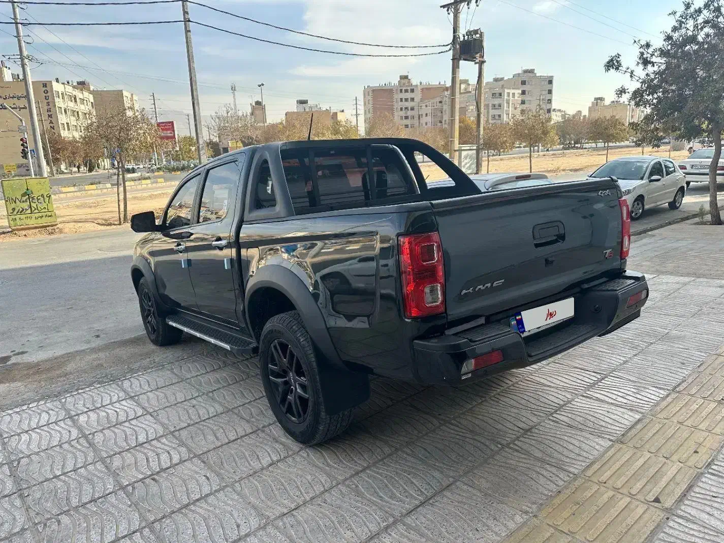 کی ام سی t8|خودرو سواری و وانت|شیراز, فرگاز|دیوار