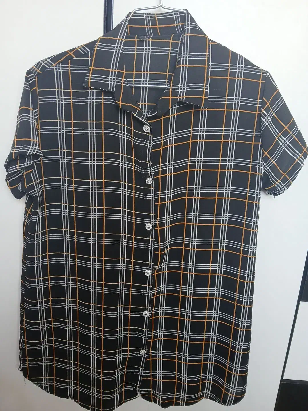 شومیز|لباس|آستانه اشرفیه, |دیوار