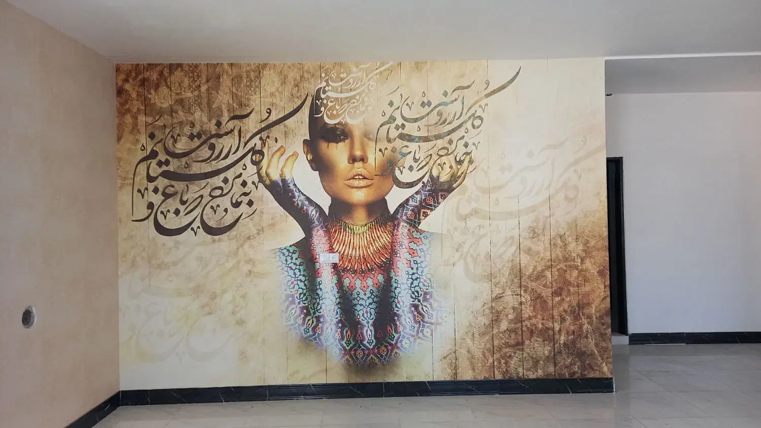 نصب کاغذدیواری پوستر لمینت کفپوش اجرای تی وی وال|خدمات پیشه و مهارت|شیراز, گلدشت معالیآباد|دیوار