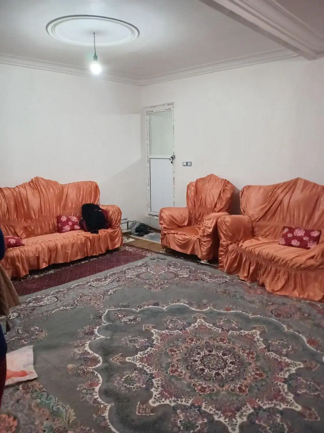 اجاره آپارتمان ۶۵ متری طبقه همکف حمیدیان|اجارهٔ آپارتمان|رشت, انصاری|دیوار