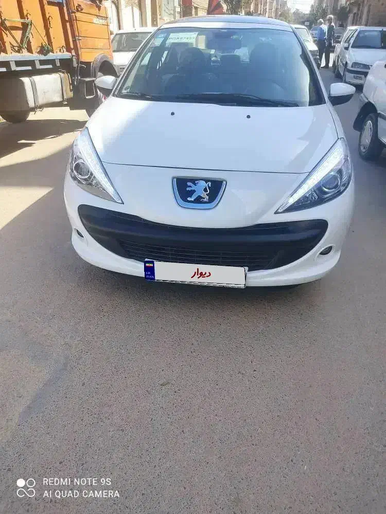 ۲۰۷ تیوتری مدل ۴۰۴|خودرو سواری و وانت|قم, شهدا|دیوار