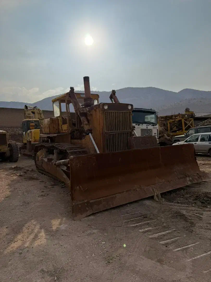 اجاره بلدوزر ۱۵۵|خودرو اجاره‌ای|خرم‌آباد, |دیوار