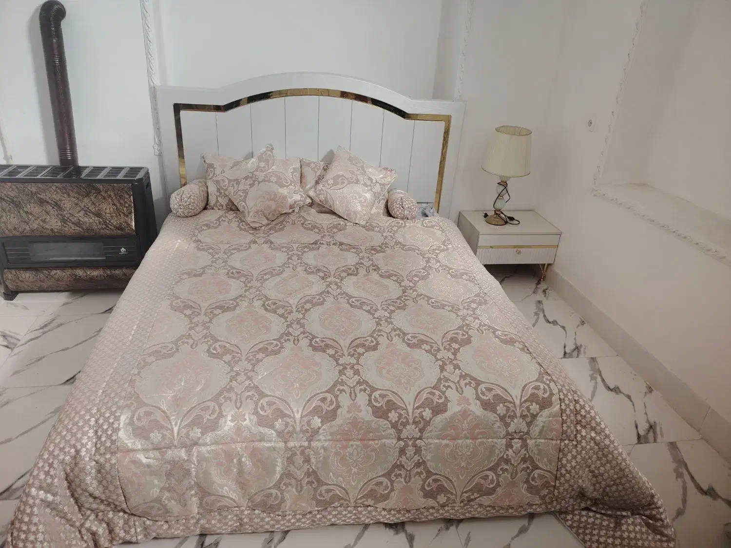 روتختی|سرویس روتختی|نیشابور, میدون بار|دیوار