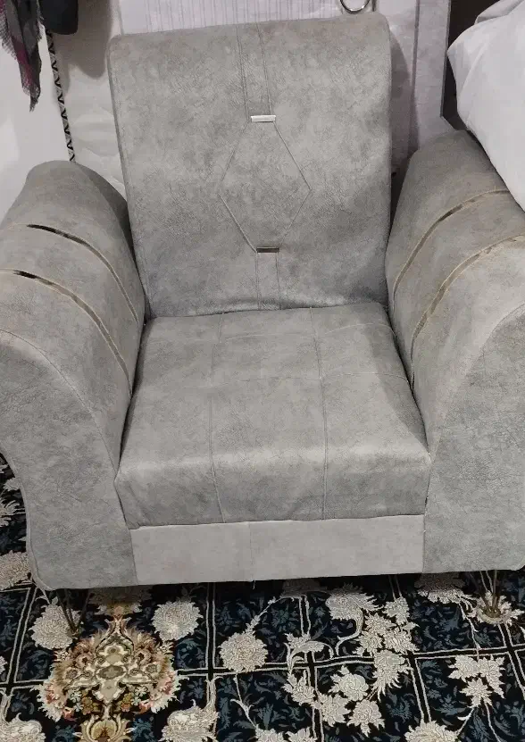 مبل راحتی هفت نفره|مبلمان خانگی و میز عسلی|چناران, |دیوار