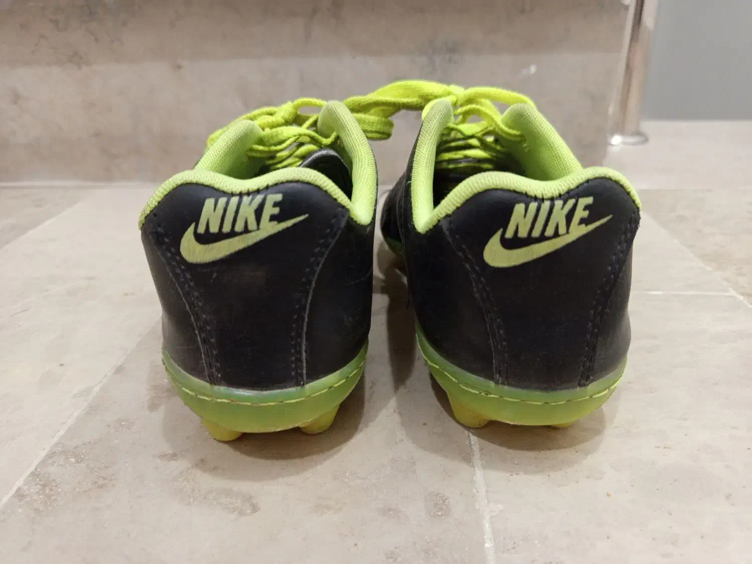 کفش فوتبال استوک|کیف، کفش، کمربند|اردبیل, |دیوار