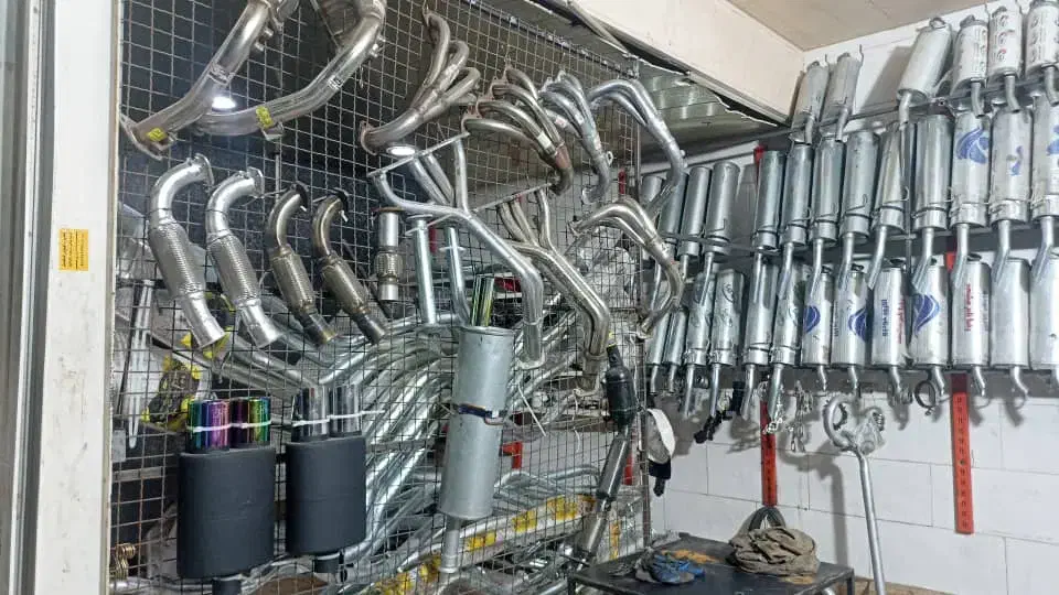 اگزوز سازی و نصب و تعمیرات فرحانی|خدمات موتور و ماشین|آبادان, |دیوار