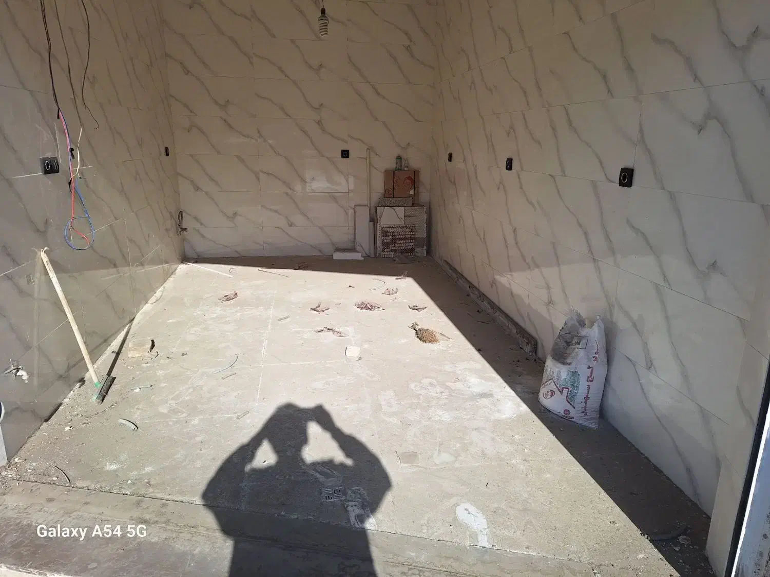 فوری،یک باب مغازه آینده دار،زیر قیمت فقط نقدی|فروش مغازه و غرفه|همدان, |دیوار