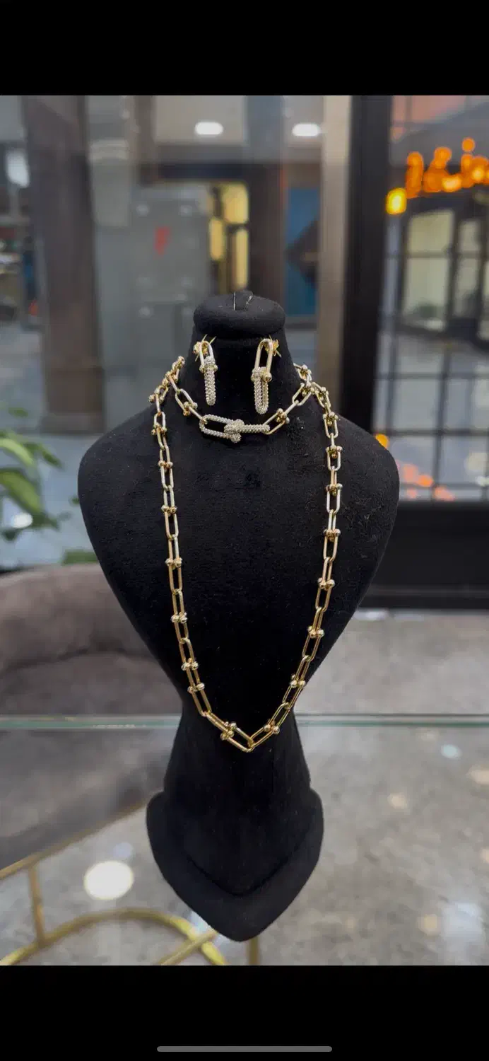 انواع طلاهای زینتی سبک بامزد زیر ۱۰درصد|جواهرات|شیراز, ملاصدرا|دیوار