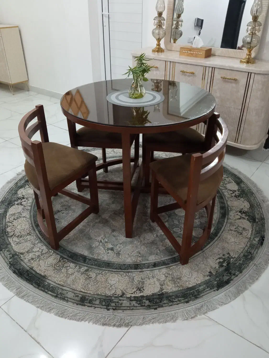 میز نهارخوری گرد|میز و صندلی غذاخوری|ایلام, |دیوار