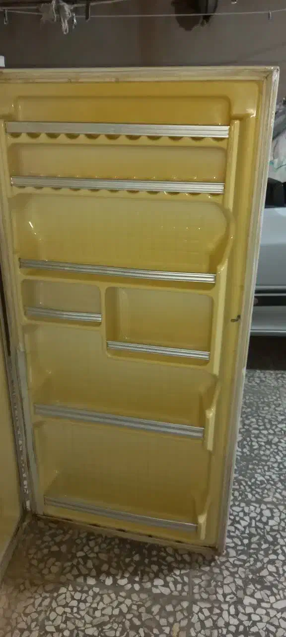 یخچال|یخچال و فریزر|آران و بیدگل, |دیوار