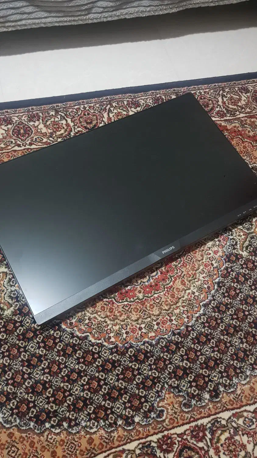 مانیتور ۲۷ فیلیپس پنل شکسته|تلویزیون و پروژکتور|هشتگرد, فاز ۷ مهستان|دیوار