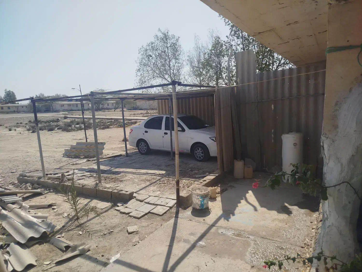 ساختمانی حیاطی|مصالح و تجهیزات ساختمان|کنارک, |دیوار