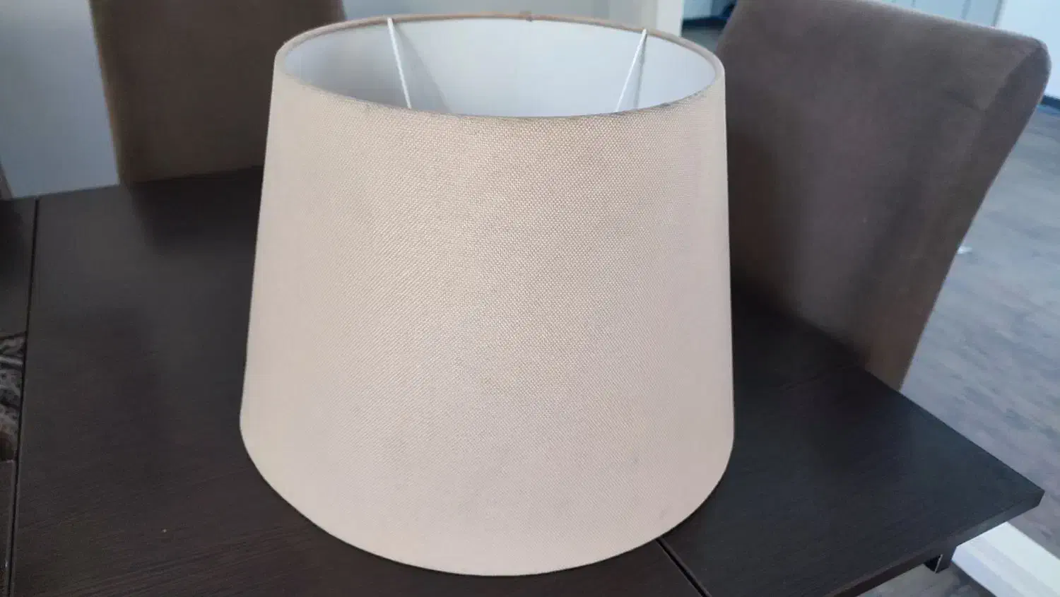 شید آباژور|چراغ خواب و آباژور|تهران, فلسطین (میدان انقلاب)|دیوار