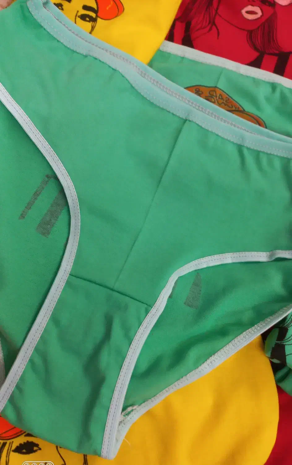 لباس زیر|لباس|ابهر, |دیوار