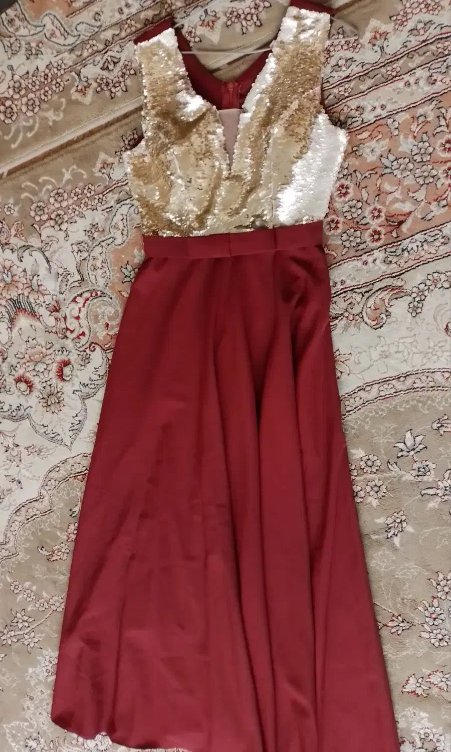 لباس مجلسی|لباس|ابریشم, |دیوار