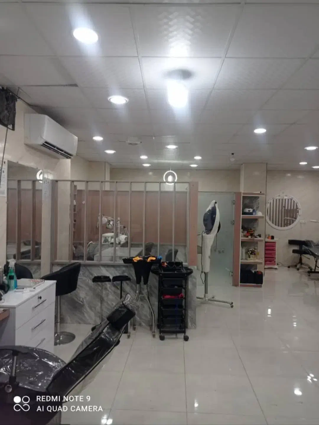 واگذاری کامل سالن زیبایی|فروشگاه و مغازه|جم, |دیوار