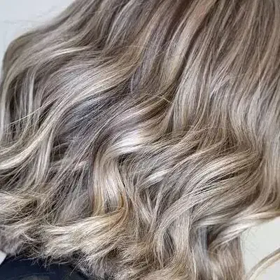 رنگ ولایت|خدمات آرایشگری و زیبایی|ساری, |دیوار