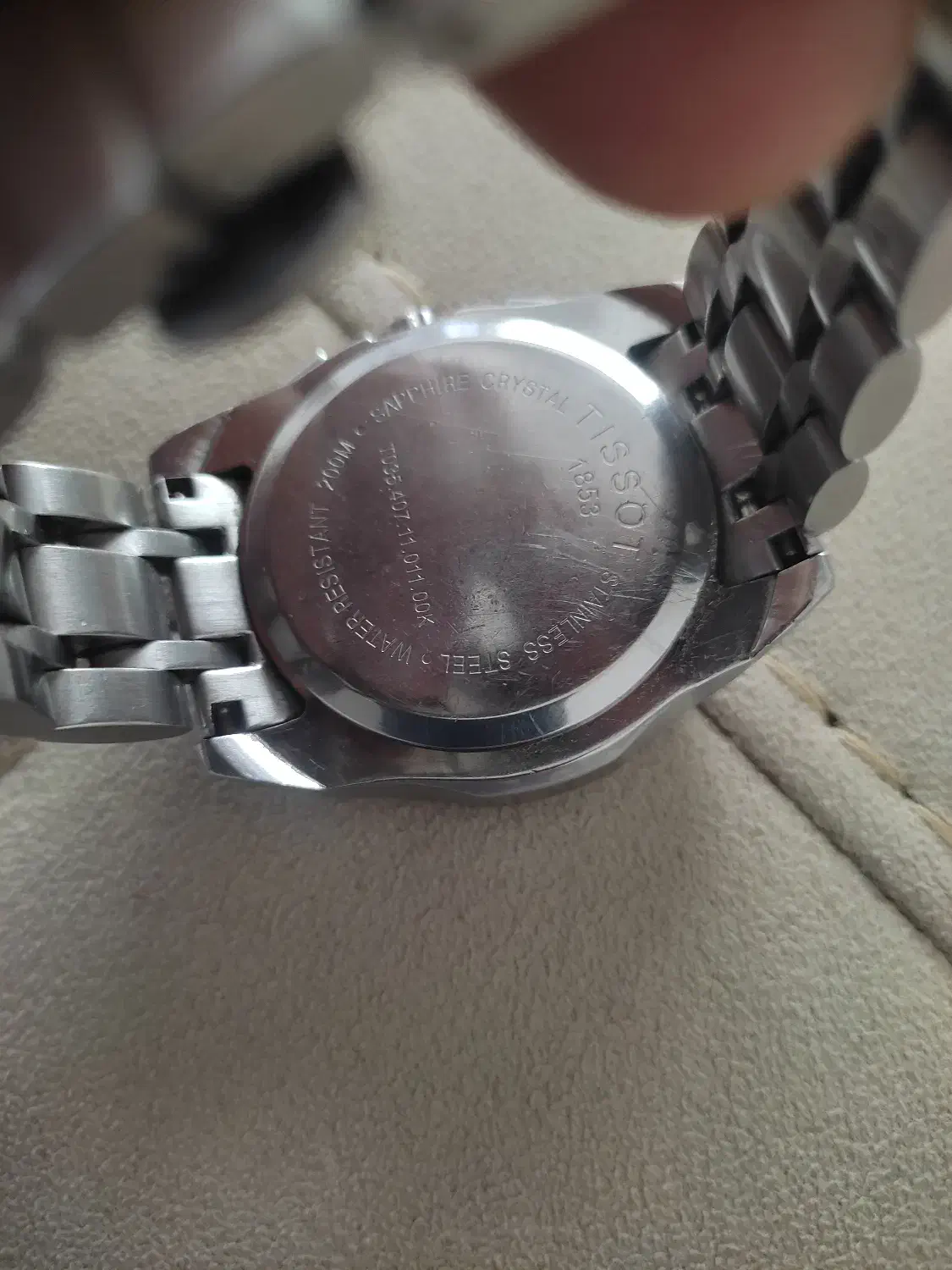 ساعت تیسوت اصل|ساعت|گنبد کاووس, |دیوار