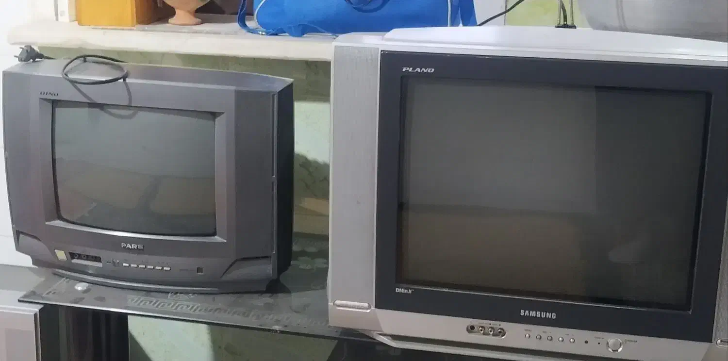 تلویزیون قدیمی|تلویزیون و پروژکتور|قزوین, |دیوار