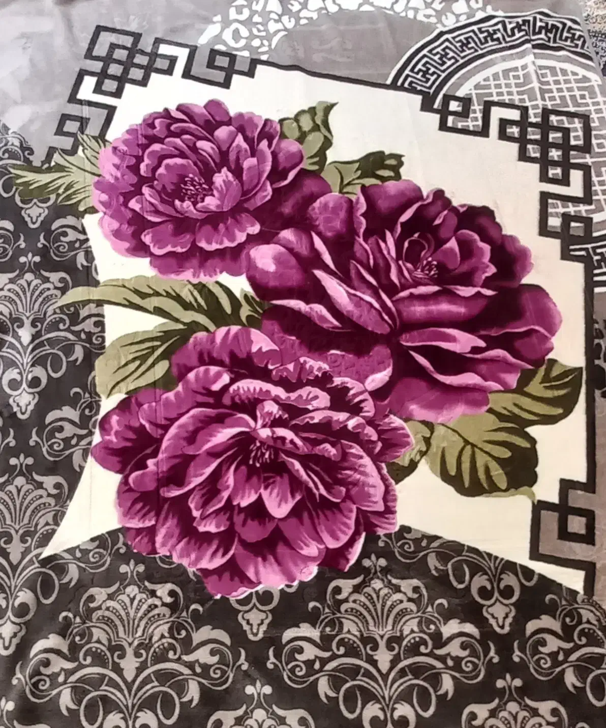 پتو گلدار و پتو سربازی|رختخواب، بالش، پتو|کرمانشاه, |دیوار