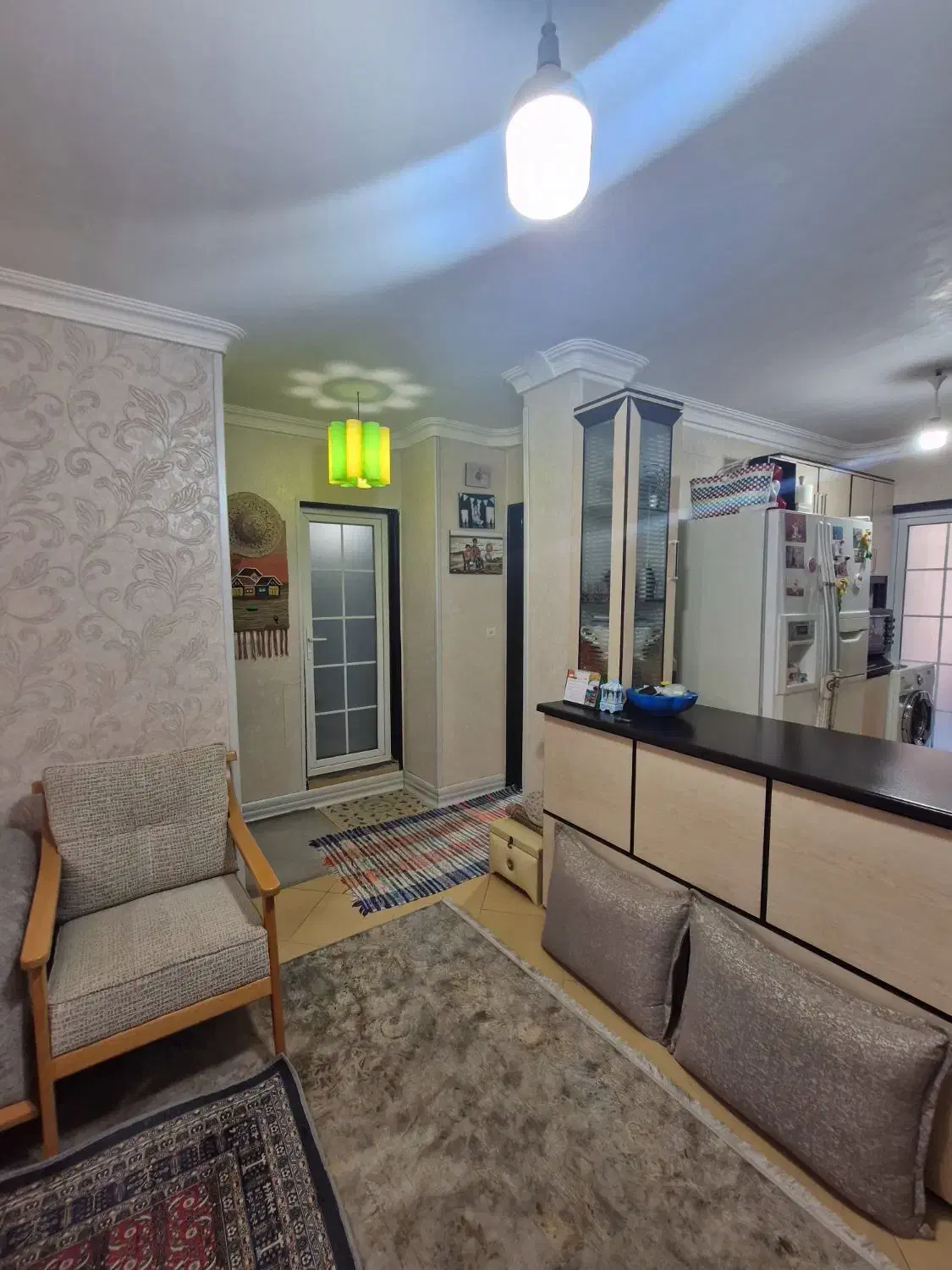 فروش ۷۵متری بازسازی شده سوم خرداد مجتمع گل ابریشم|فروش آپارتمان|بندرعباس, |دیوار