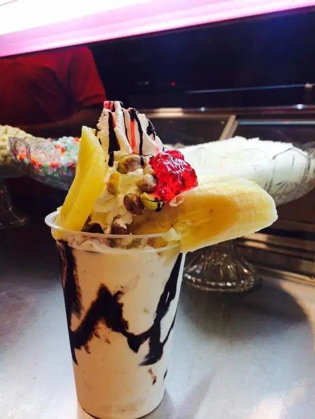 نیروی ساده آبمیوه بستنی|استخدام خدمات فروشگاه و رستوران|تهران, علم و صنعت|دیوار