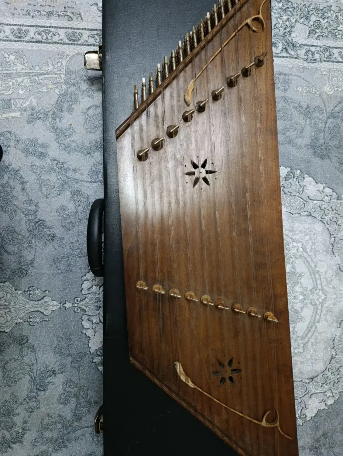 سنتور|سازهای سنتی|پرند, فاز ۶|دیوار