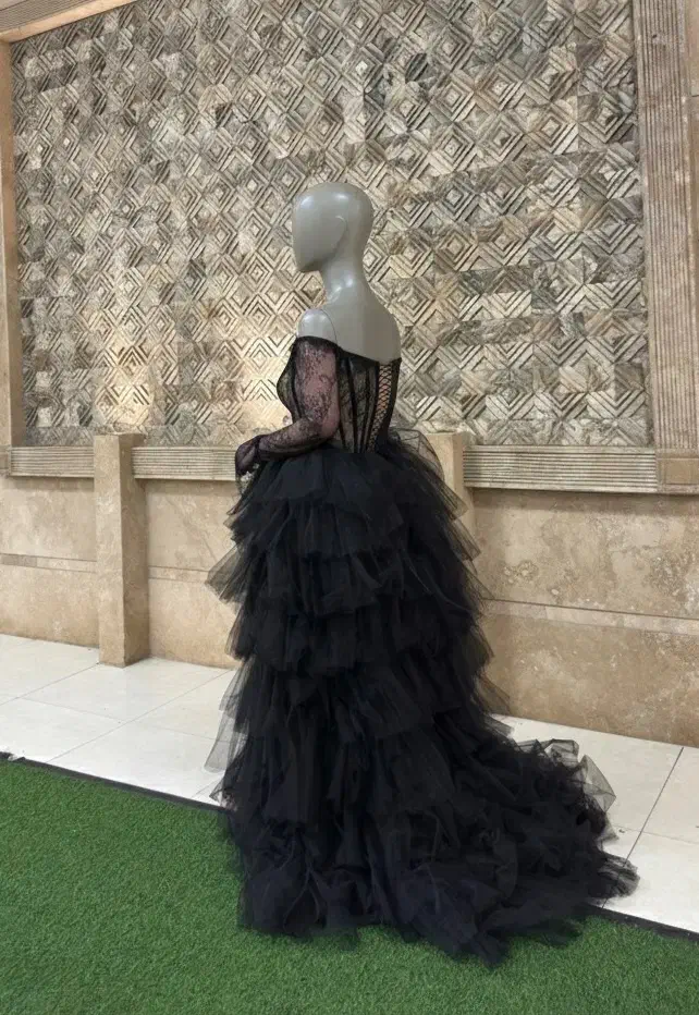 پیراهن مجلسی عروسکی|لباس|صومعه‌سرا, |دیوار