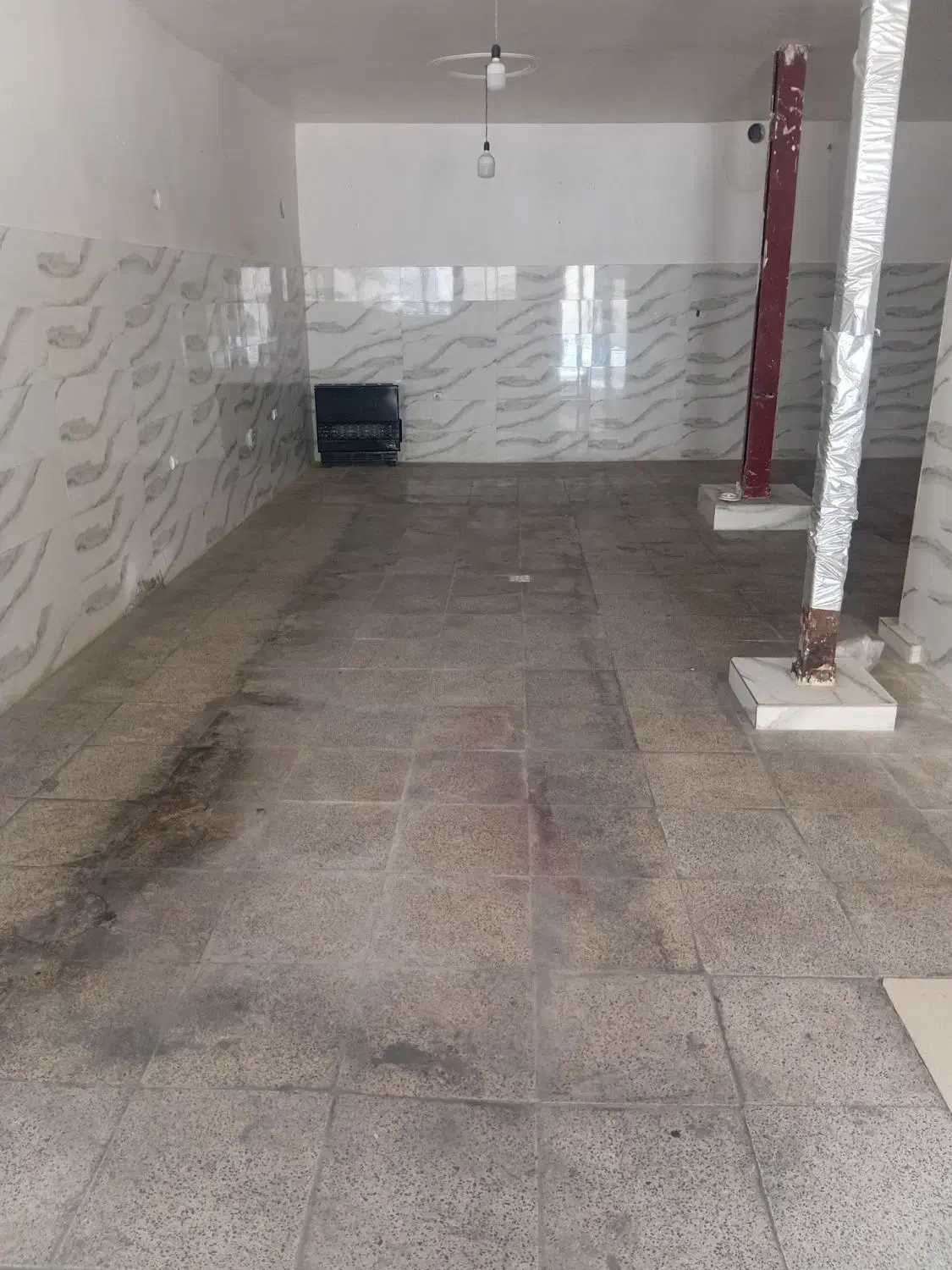 اجاره انباری یا کارگاه خیاطی|اجارهٔ مغازه و غرفه|همدان, |دیوار