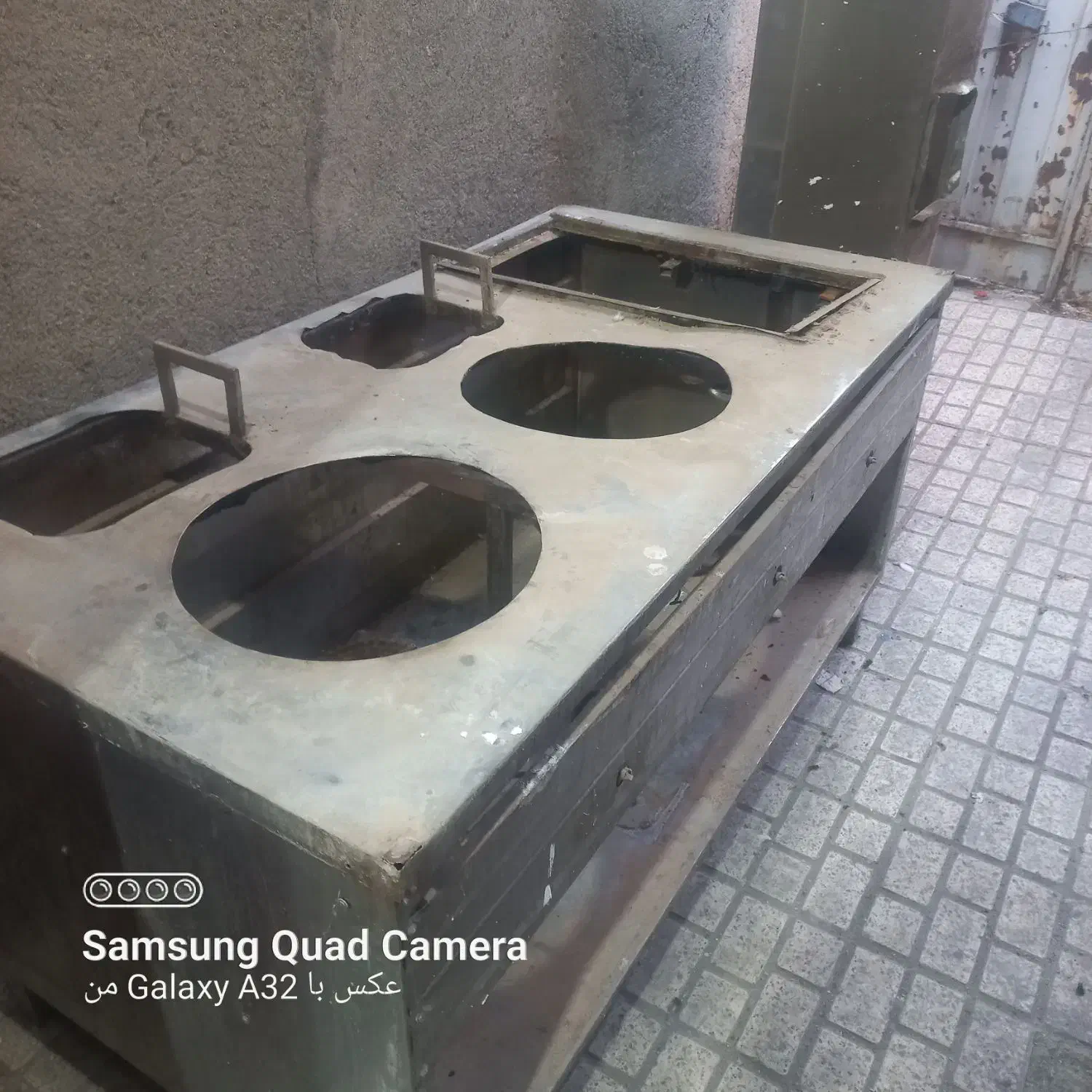 فر فلافلی و ساندویچی|کافی‌شاپ و رستوران|مشهد, کارگران|دیوار