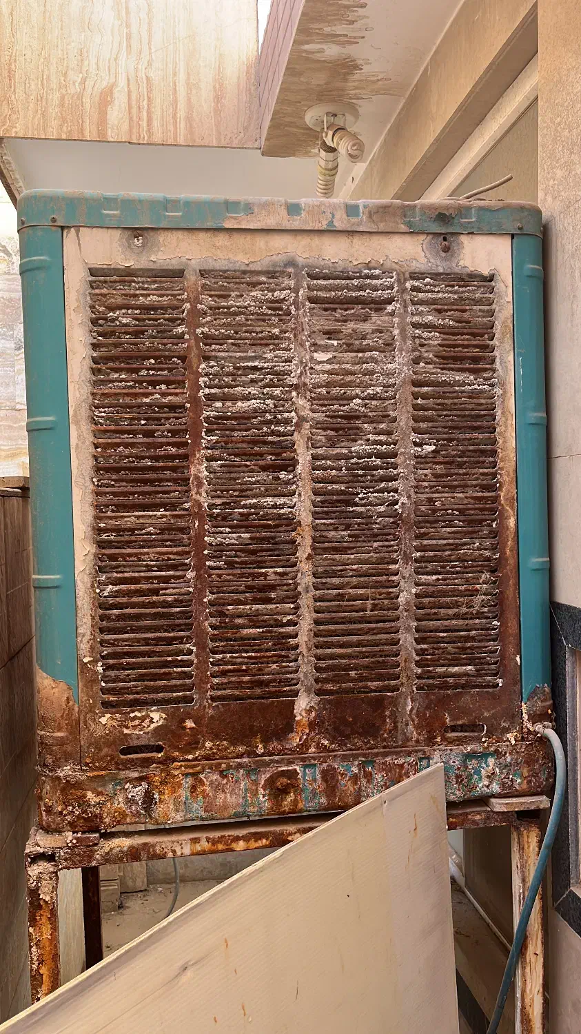 کولر آبی|کولر آبی|آران و بیدگل, |دیوار