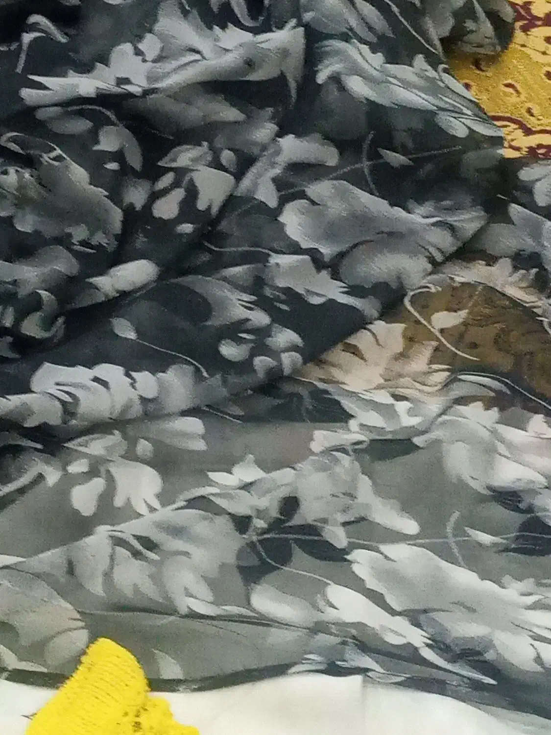 لباس و چادر|لباس|همدان, |دیوار