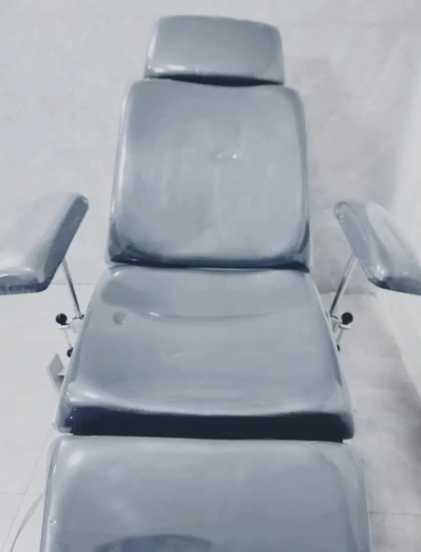 صندلی برقی سه شکن در حد نو|آرایشگاه و سالن‌های زیبایی|مشهد, احمدآباد|دیوار