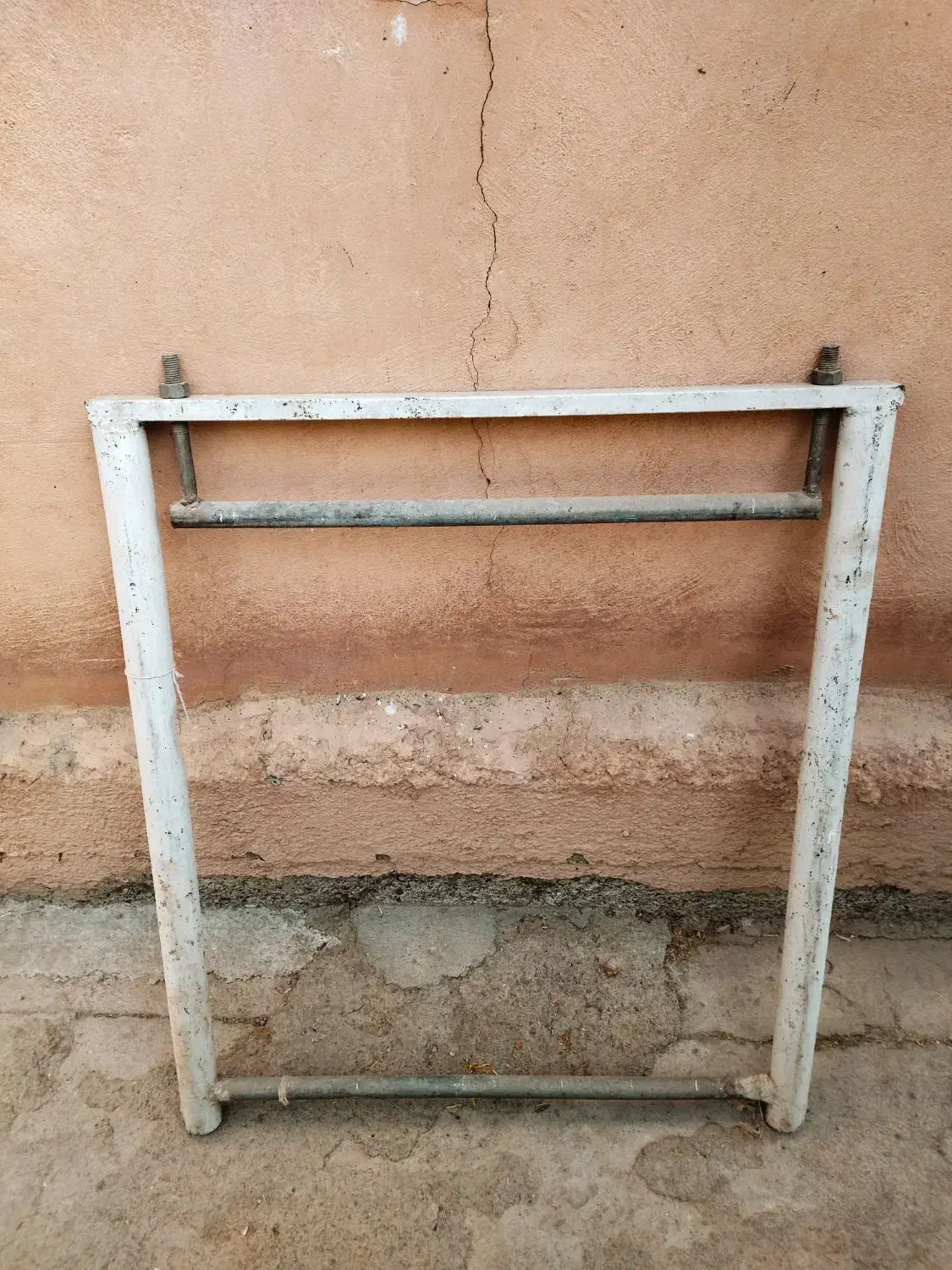 دار قالی|ابزارآلات|بیستون, |دیوار