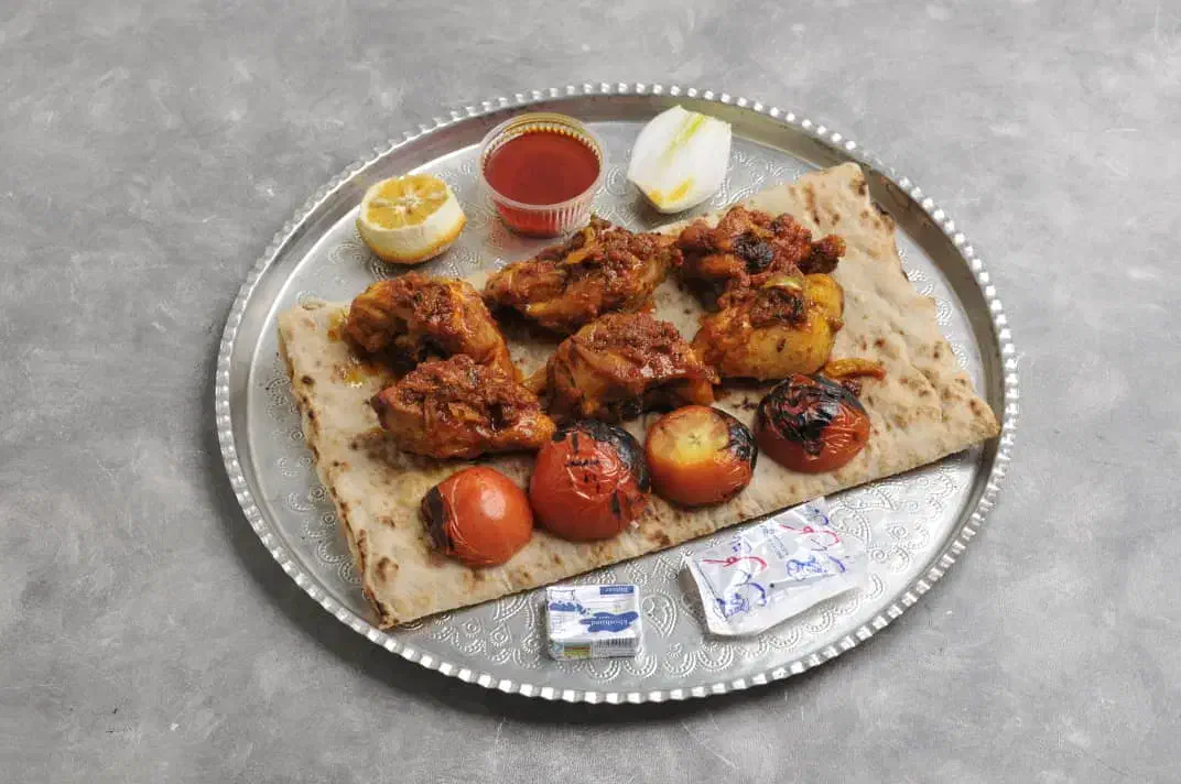 بیرونبرشهاب جنوب|خوردنی و آشامیدنی|شیراز, ماه فیروزان|دیوار