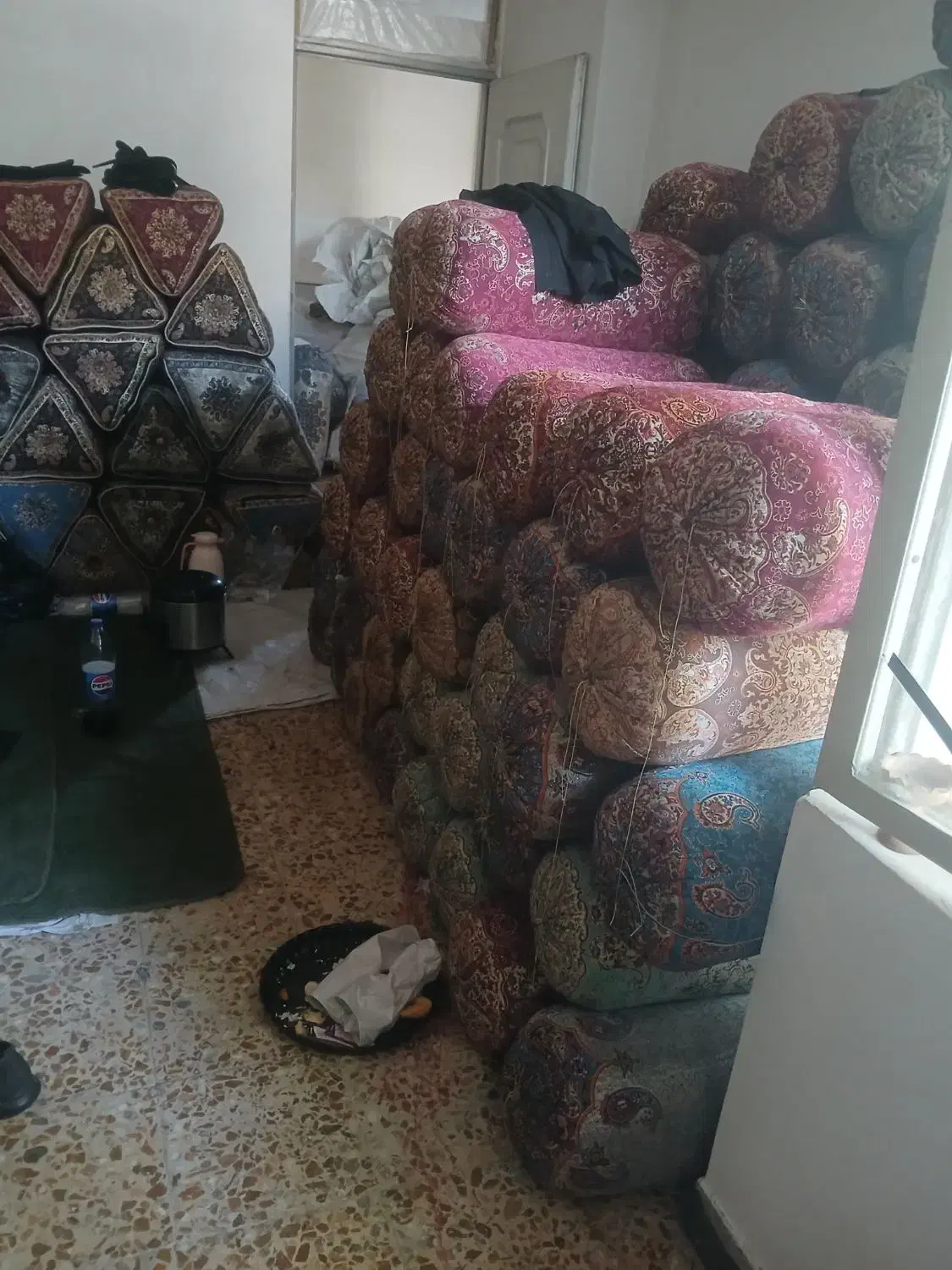 پشتی شاه نشین اصل ترمه|پشتی|خمینیشهر, |دیوار