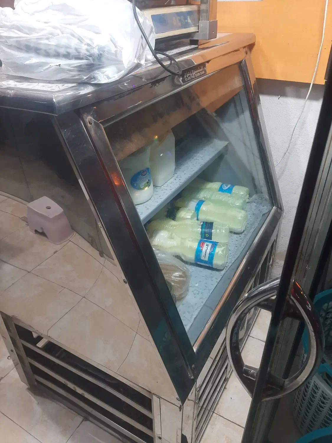 یخچال ویترینی درحد نو|یخچال و فریزر|رشت, لاکان شهر|دیوار