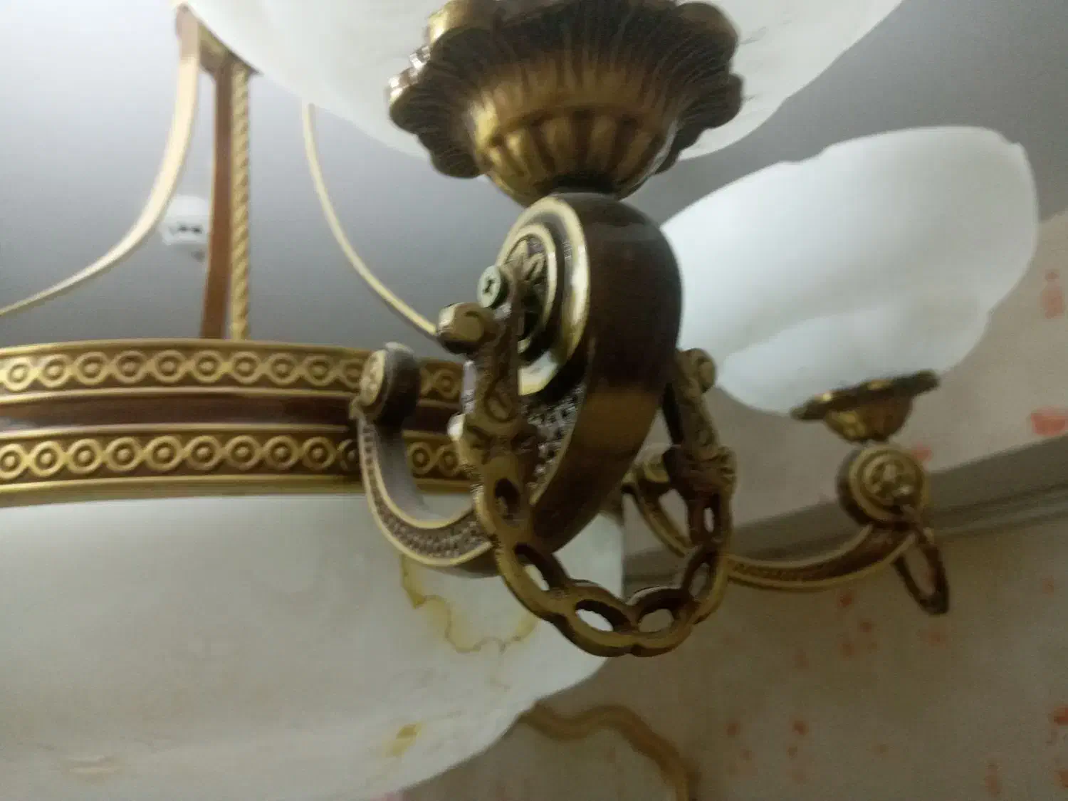 لوستر ۶ شعله و ۸ شعله سالم|لوستر و چراغ آویز|همدان, |دیوار